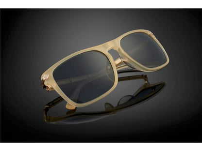 ELEGANCE [Light Gold] — still life